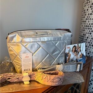Lug Flare 2 - Metallic Silver Quilted Bag